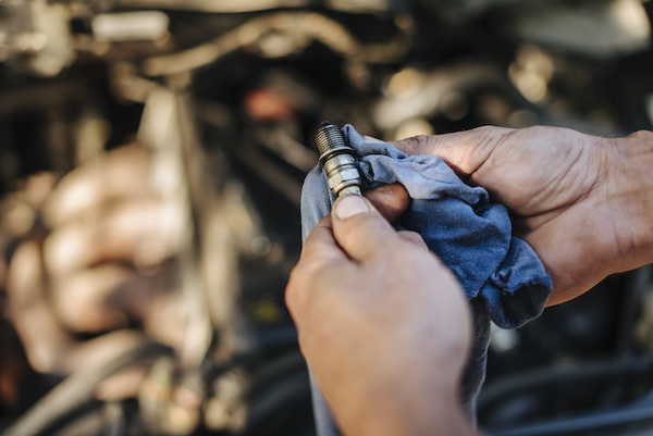 What are the Symptoms of Bad or Failing Spark Plugs?